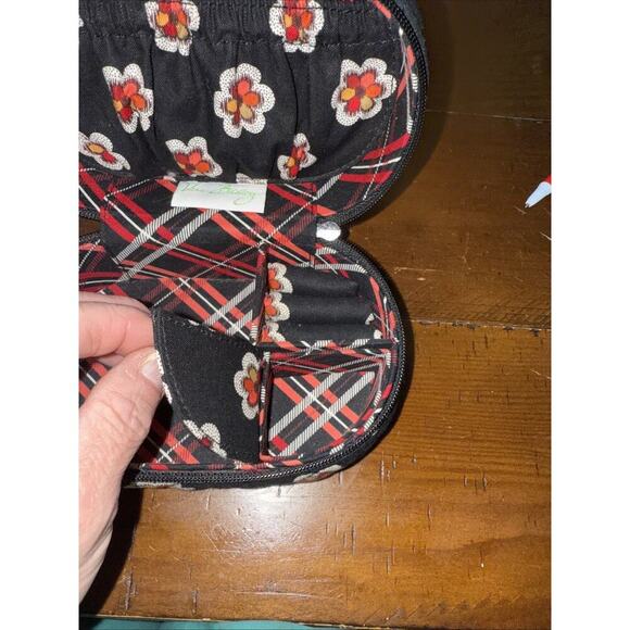 Vera Bradley Retired Pirouette Oval Zip Around Travel Jewelry Case - Picture 8 of 16